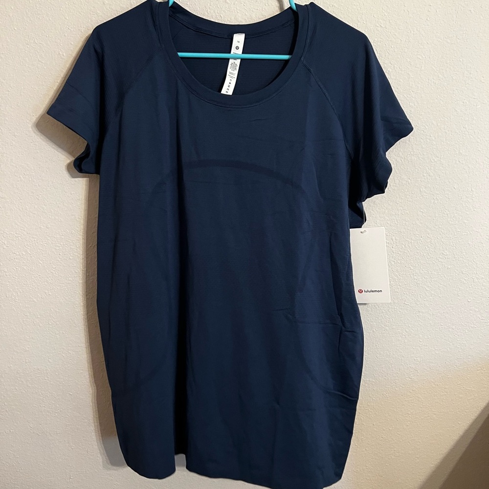 Lululemon Swiftly Tech Short Sleeve 2.0
